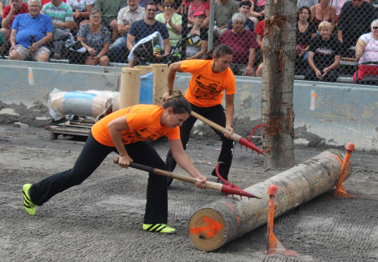 Lumberjill Competition